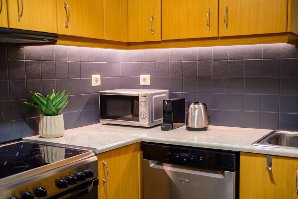 Boho Luxury 2 Bedroom Apartment, Acropolis Museum View アテネ エクステリア 写真